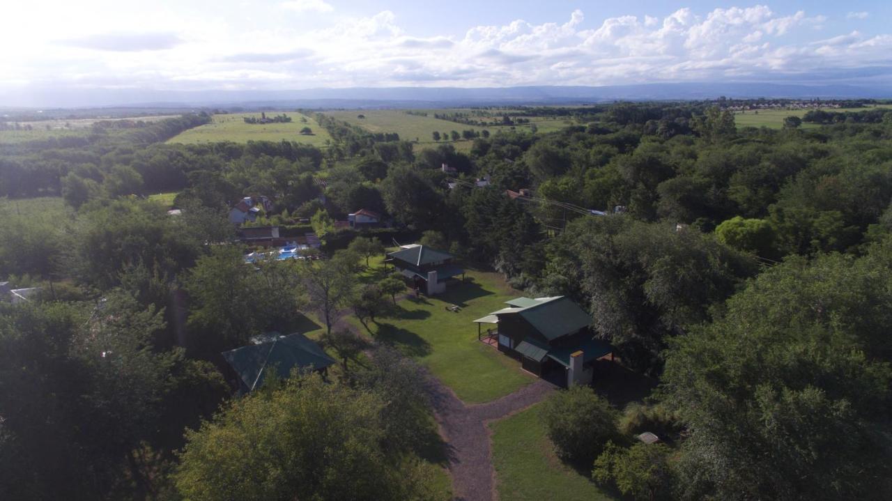 Cabanas Cuatro Horizontes Вилья-Хенераль-Бельграно Экстерьер фото