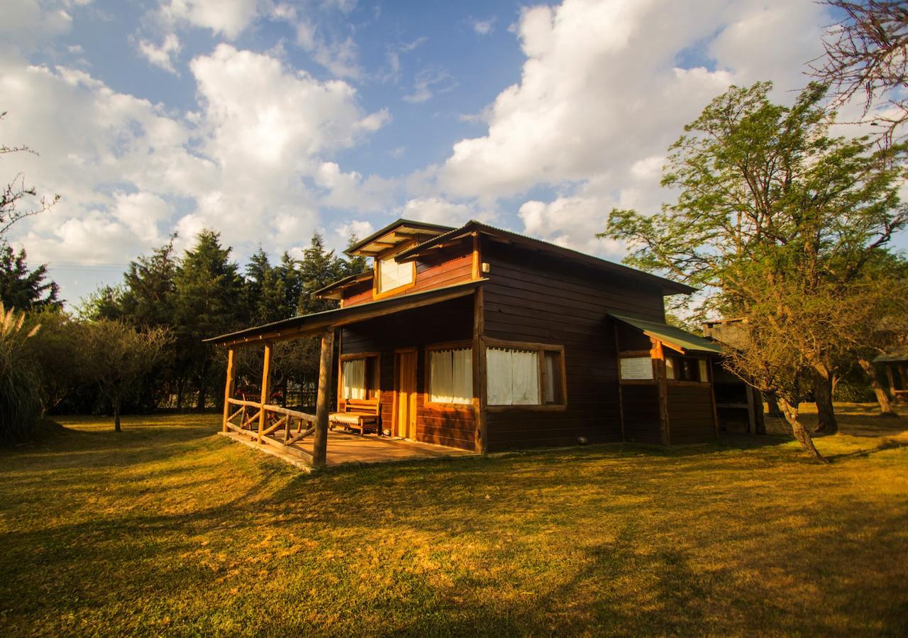 Cabanas Cuatro Horizontes Вилья-Хенераль-Бельграно Экстерьер фото